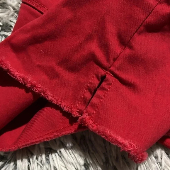 Kensie Jeans Red Shorts Size 12 - Picture 10 of 10